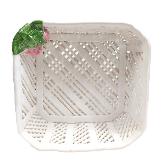 Vintage Ceramic Pottery Basket Fruit Bowl Savoir Vivre Made in Portugal w Fruit - Picture 3 of 12